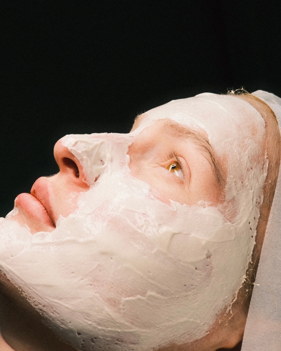 Professional acne treatment facial for congested skin in Manhattan